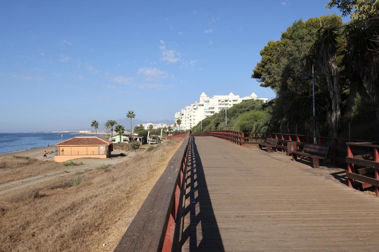 Lujo En Banana Primera Linea De Playa Apartemen Marbella
